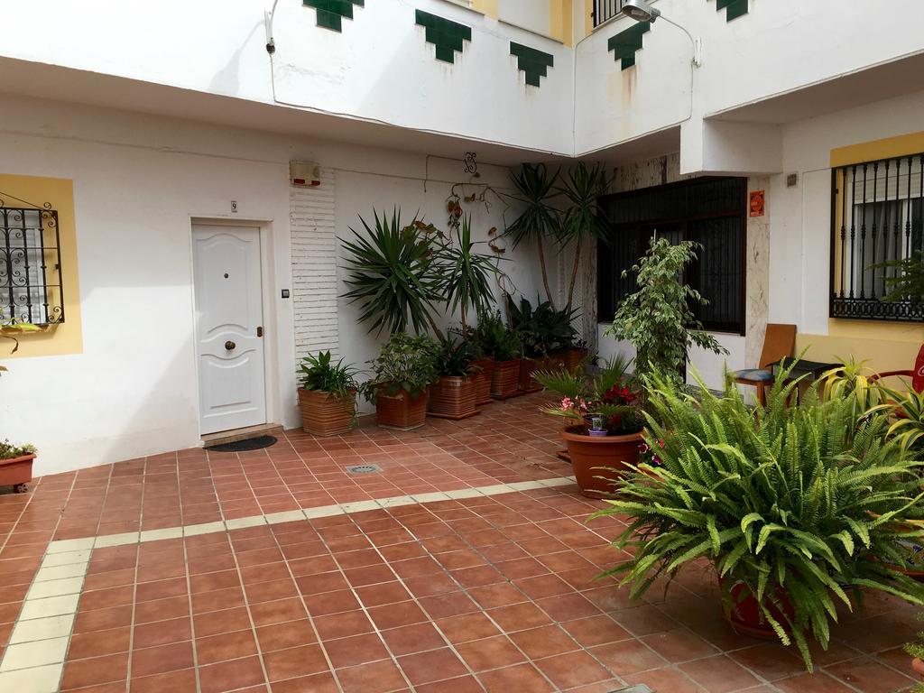 Apartamentos Carmen Teresa Torremolinos Exterior photo